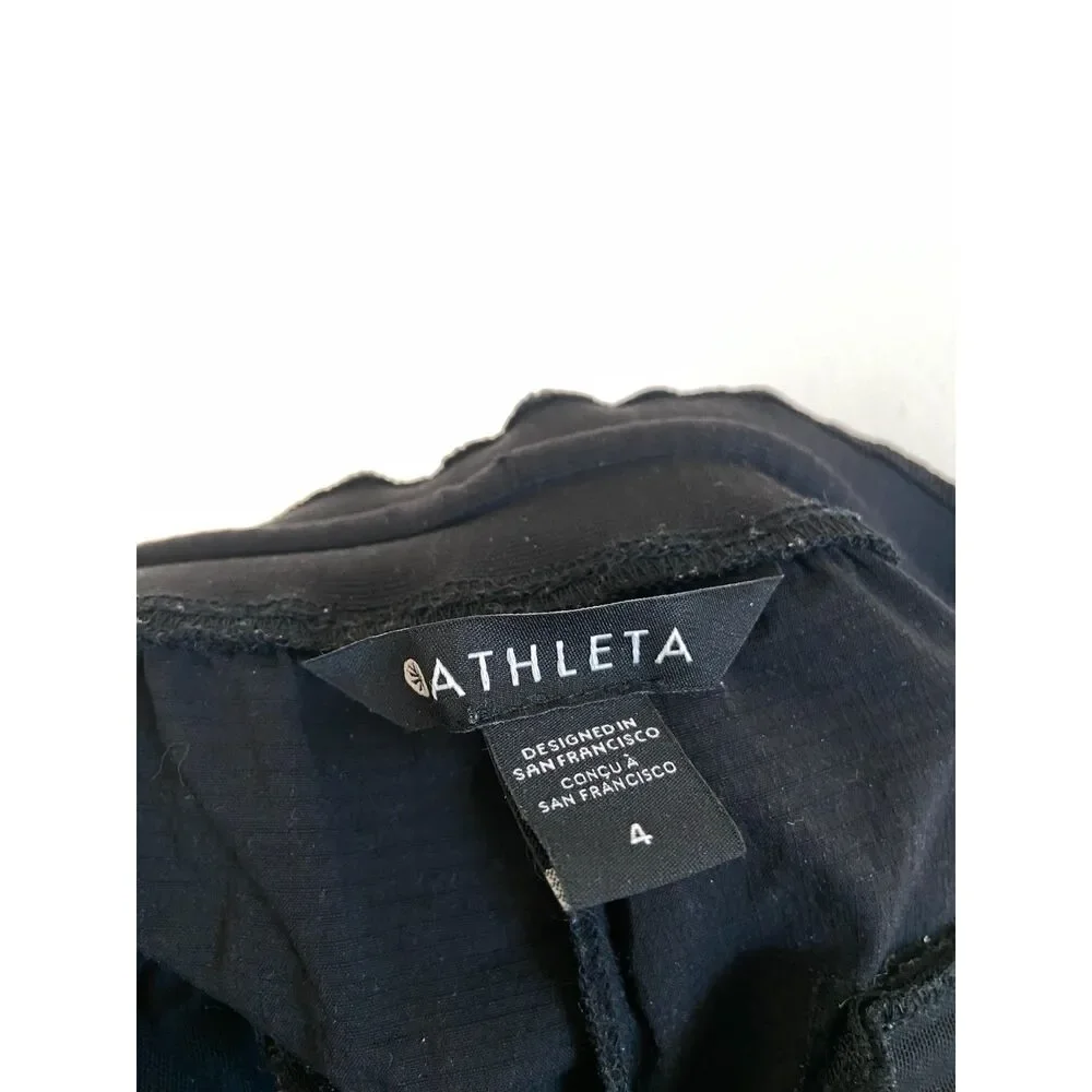 Athleta Trekkie Straight Crop Pant in BLACK Size 4
